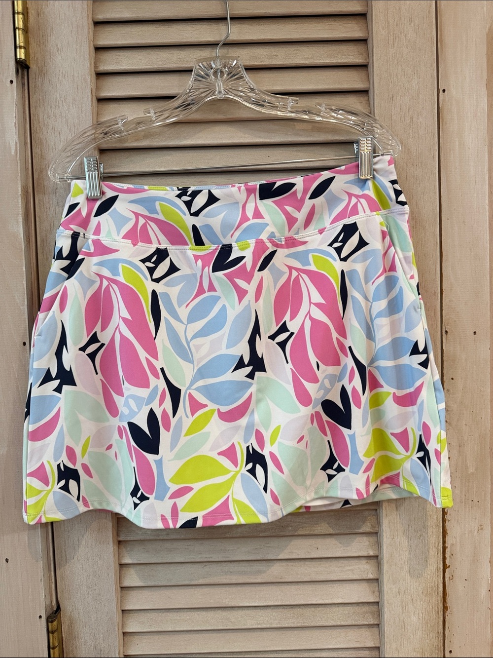 Tommy Bahama Golf Floral Print Active Skort - Pink, Blue, Lime & Navy- Large